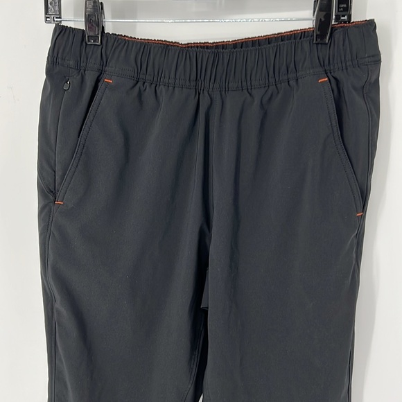 Eddie Bauer EUC men’s medium pants - Picture 2 of 6